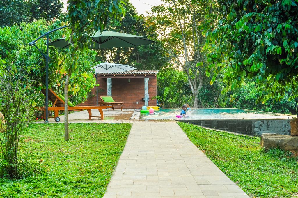 Hotel Garcinia Leaf Hikkaduwa Zewnętrze zdjęcie