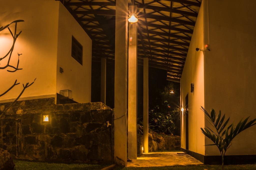 Hotel Garcinia Leaf Hikkaduwa Zewnętrze zdjęcie